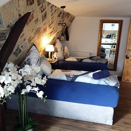 Victory Guesthouse - Handwerker Pension Bielefeld Esterno foto