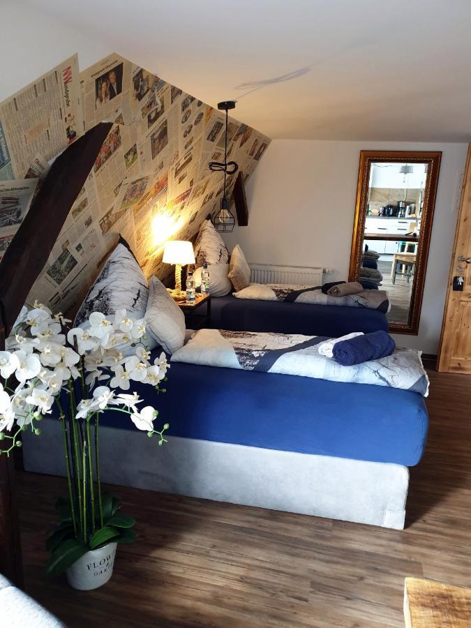 Victory Guesthouse - Handwerker Pension Bielefeld Esterno foto