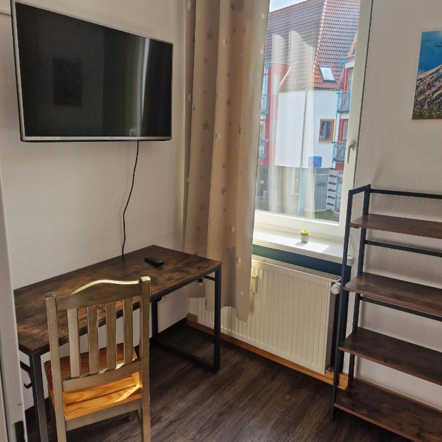 Victory Guesthouse - Handwerker Pension Bielefeld Esterno foto