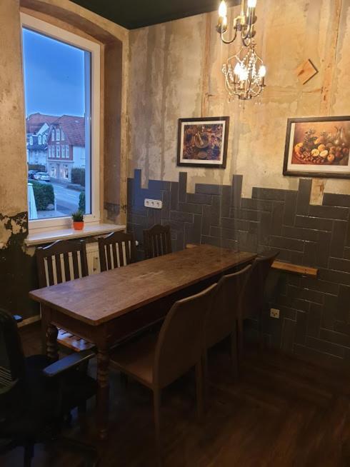 Victory Guesthouse - Handwerker Pension Bielefeld Esterno foto