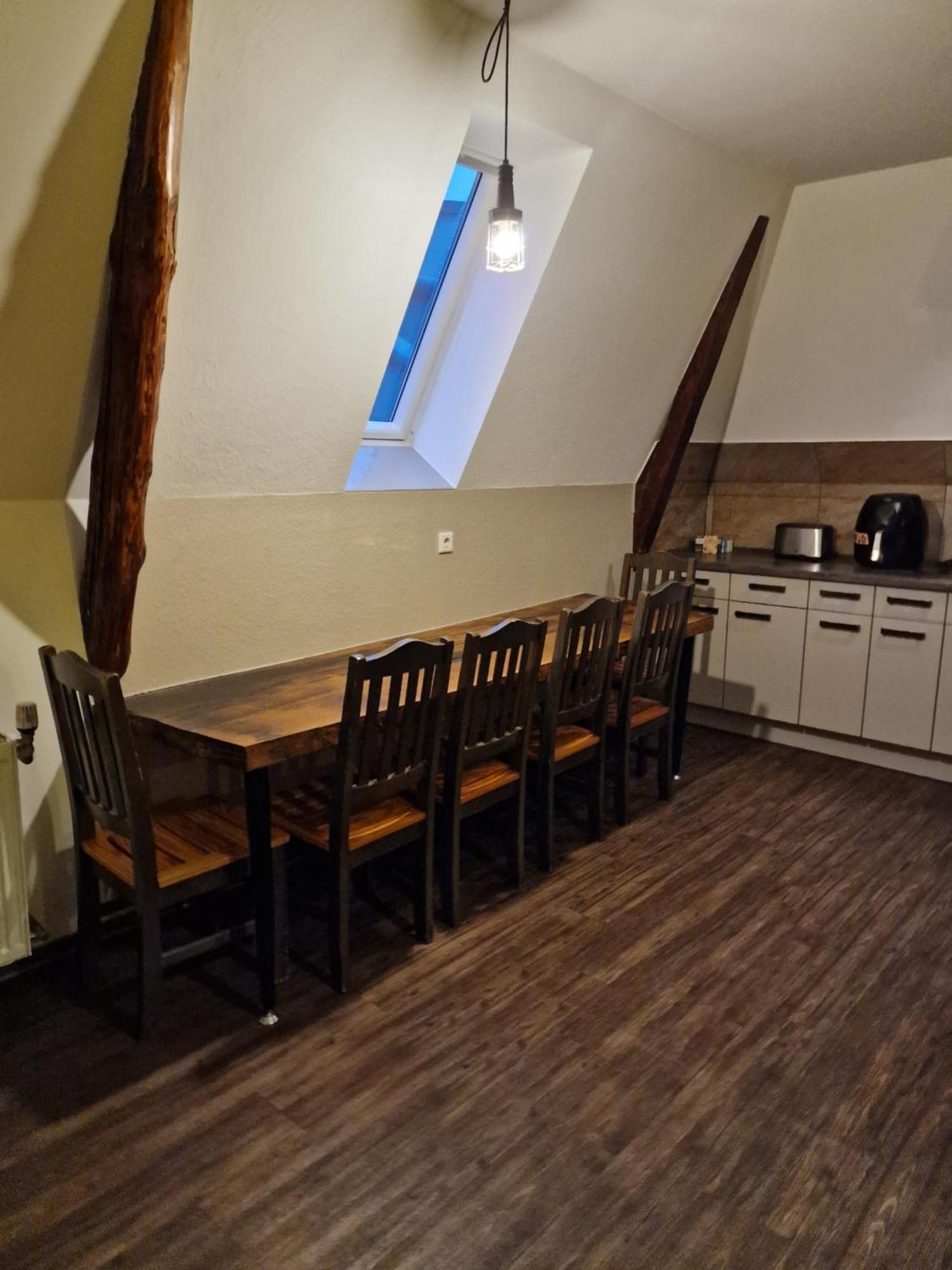 Victory Guesthouse - Handwerker Pension Bielefeld Esterno foto